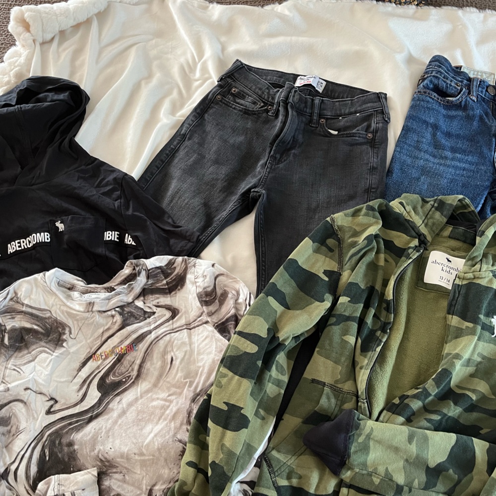 Boys size 12 & 13/14 Abercrombie kids lot
